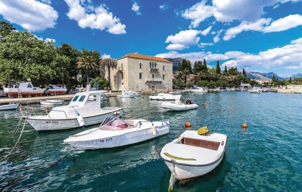 Apartmani Olga Kaštela エクステリア 写真