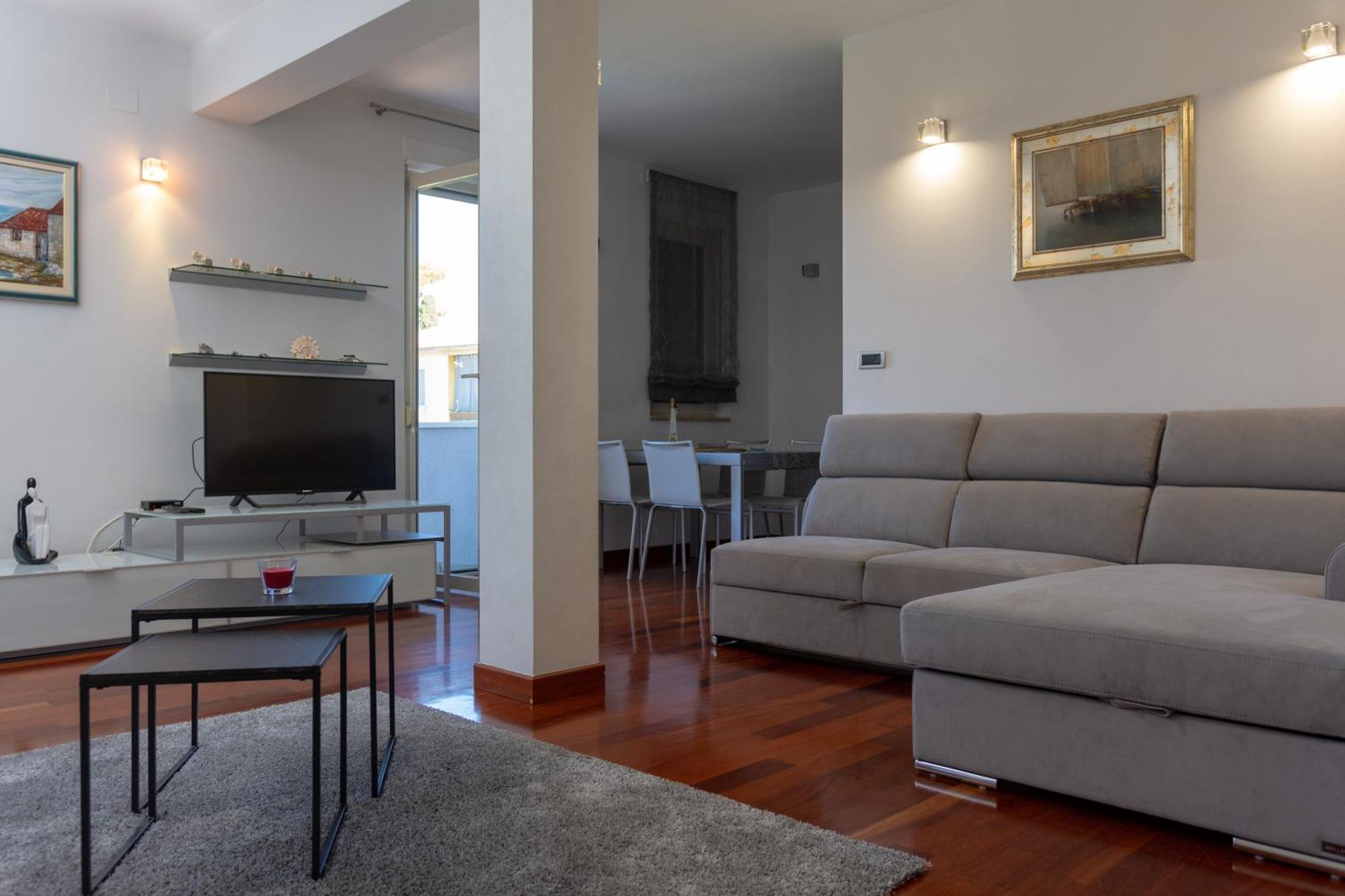 Apartmani Olga Kaštela エクステリア 写真
